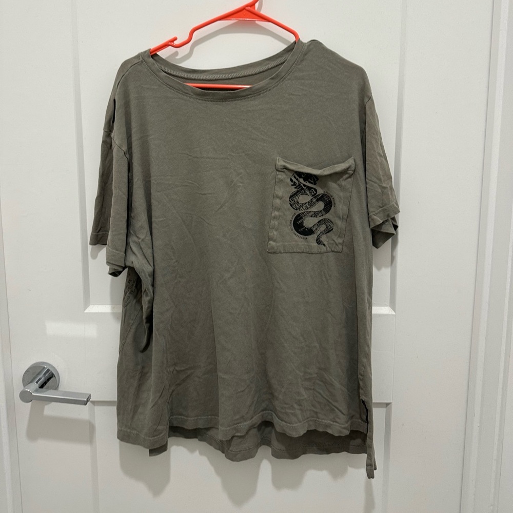 RARE Taylor Swift Reputation Stadium Tour Snake Tee